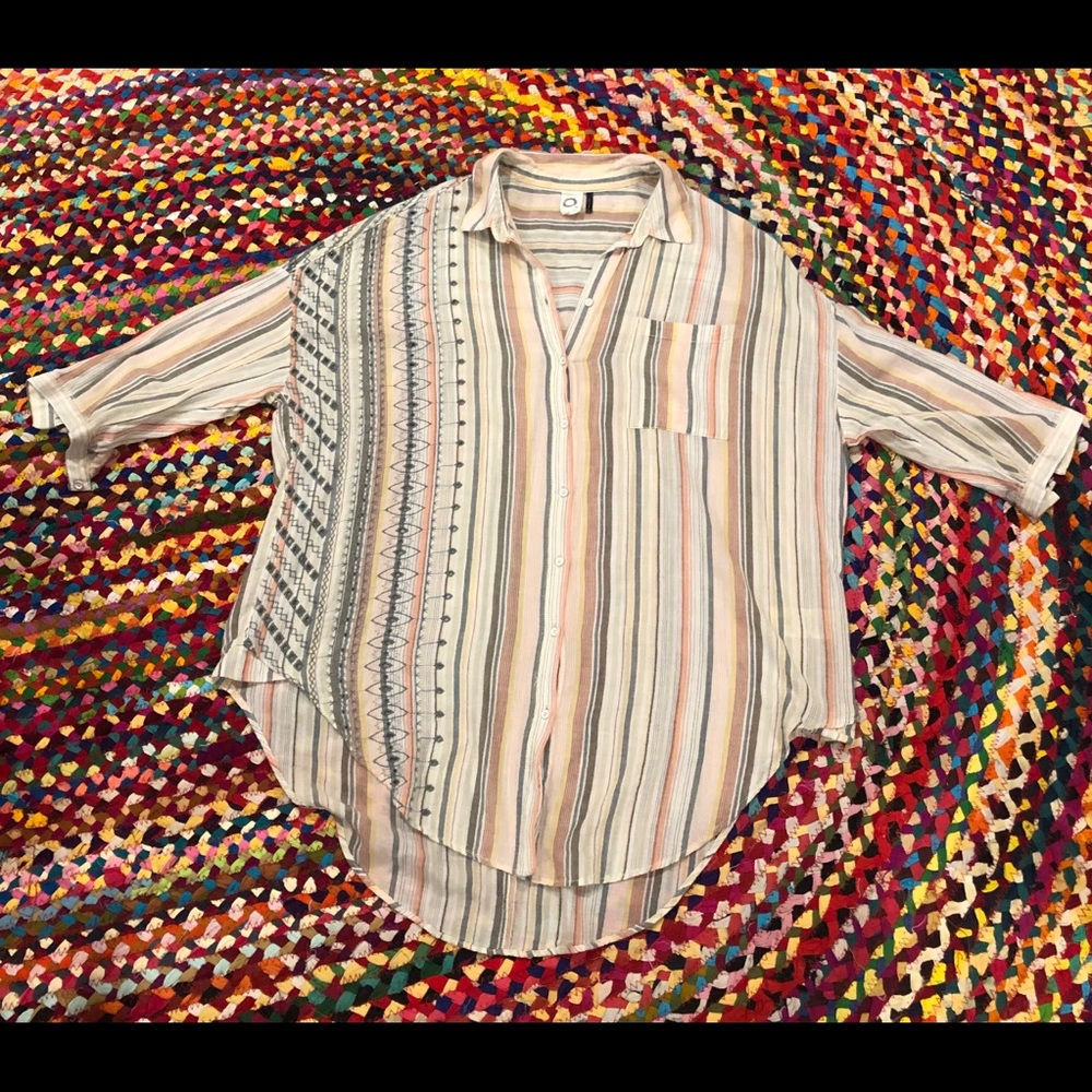 Anthropologie Akemi + Kin Top